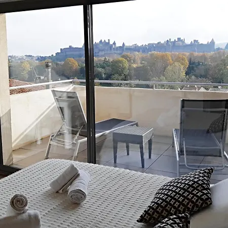 Les Suites Du Saint Nazaire - Les Balcons De La Cite Carcassonne Exterior photo