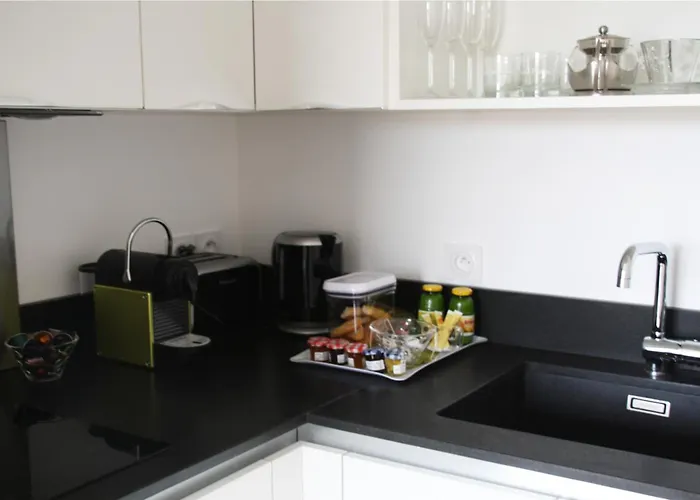 Les Suites Du Saint Nazaire - Les Balcons De La Cite